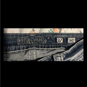 Miss Me Blue Jeans Bootcut Style JE5836E6R Bejeweled Distressed Women’s Size 27